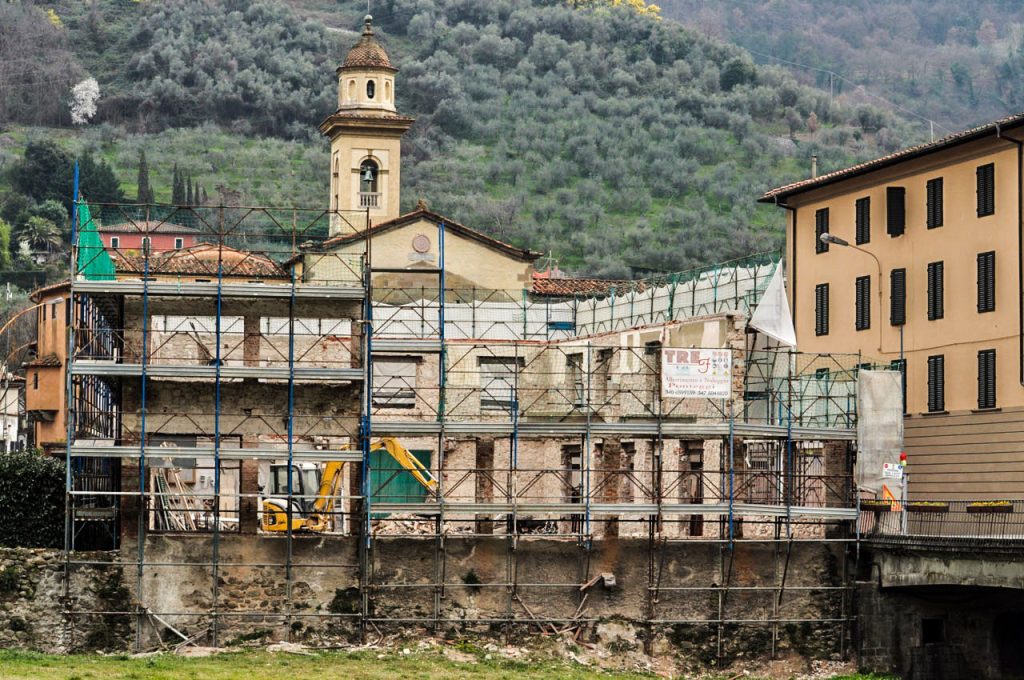 Palazzo-Bisordi---Impalcatura---Chiesa-San-Francesco